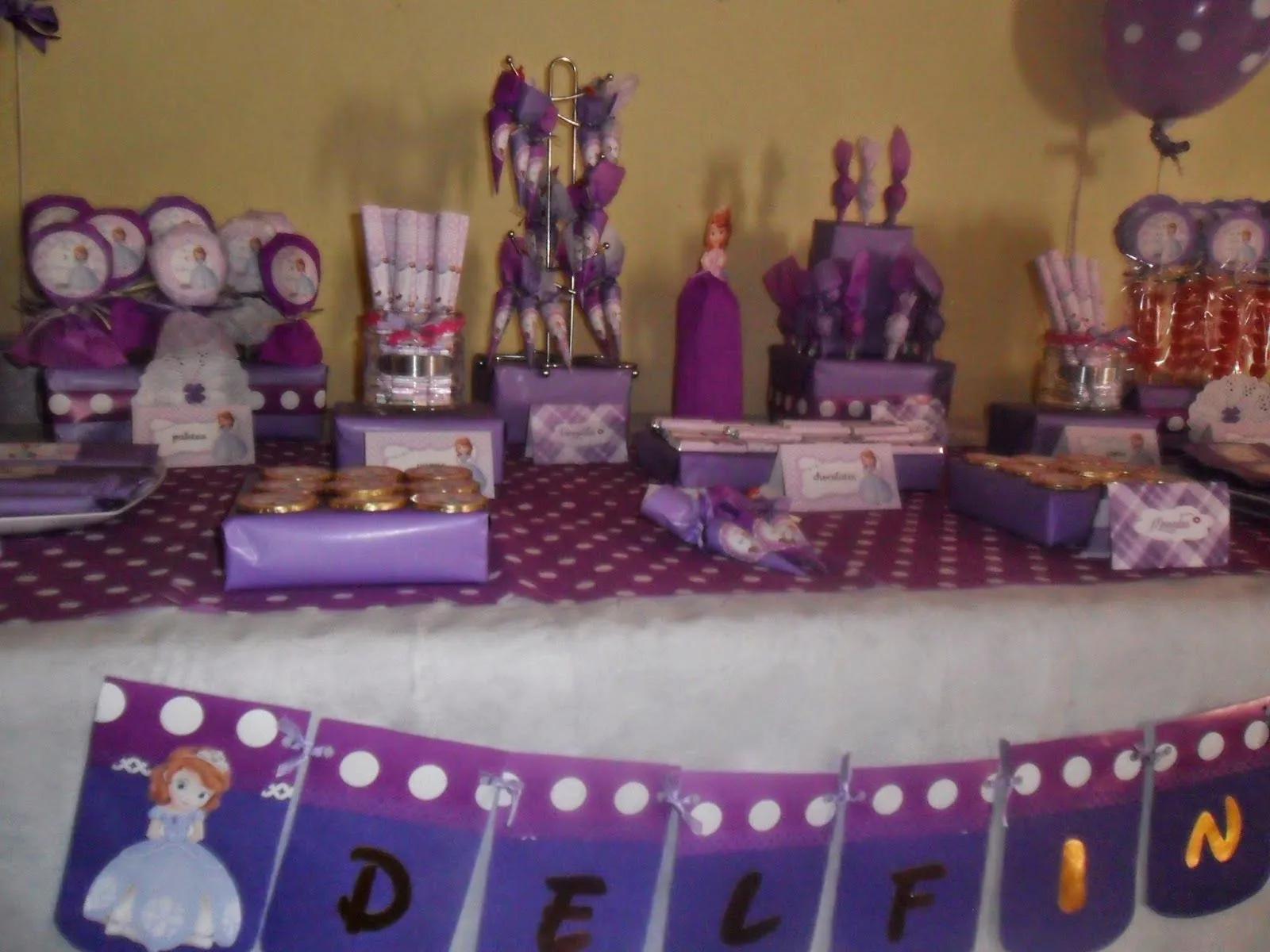 Candy bar Princesita Sofia | Fiestas y cumples temáticos Candy bar Princesita Sofia | Fiestas y cumples temáticos
