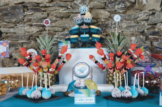 Candy bar "hawaiana" para la boda de Vero y Pedro en Ferrol ... Candy bar "hawaiana" para la boda de Vero y Pedro en Ferrol ...