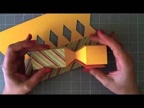 Candy box - Caja con forma de caramelo - YouTube Candy box - Caja con forma de caramelo - YouTube