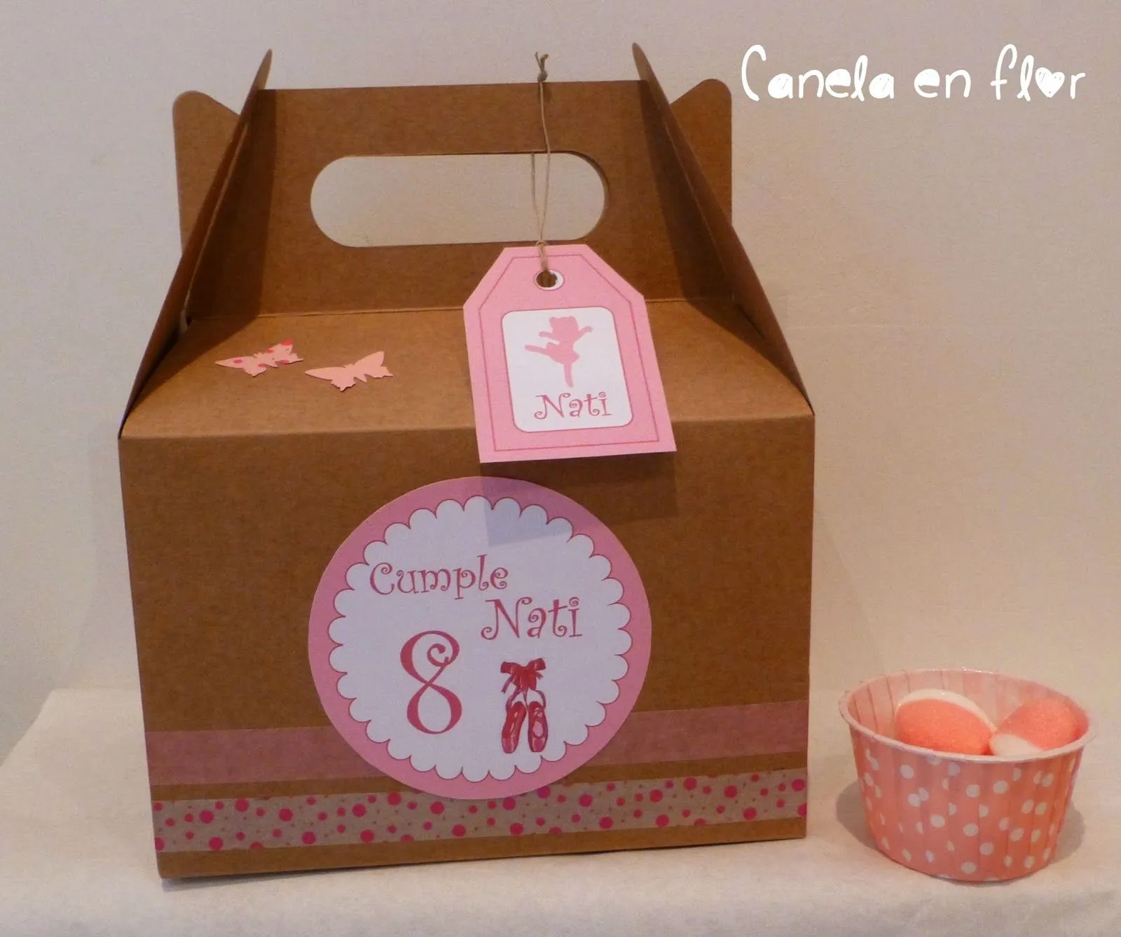 Canela en flor: Cajita sorpresa para cumpleaños Canela en flor: Cajita sorpresa para cumpleaños