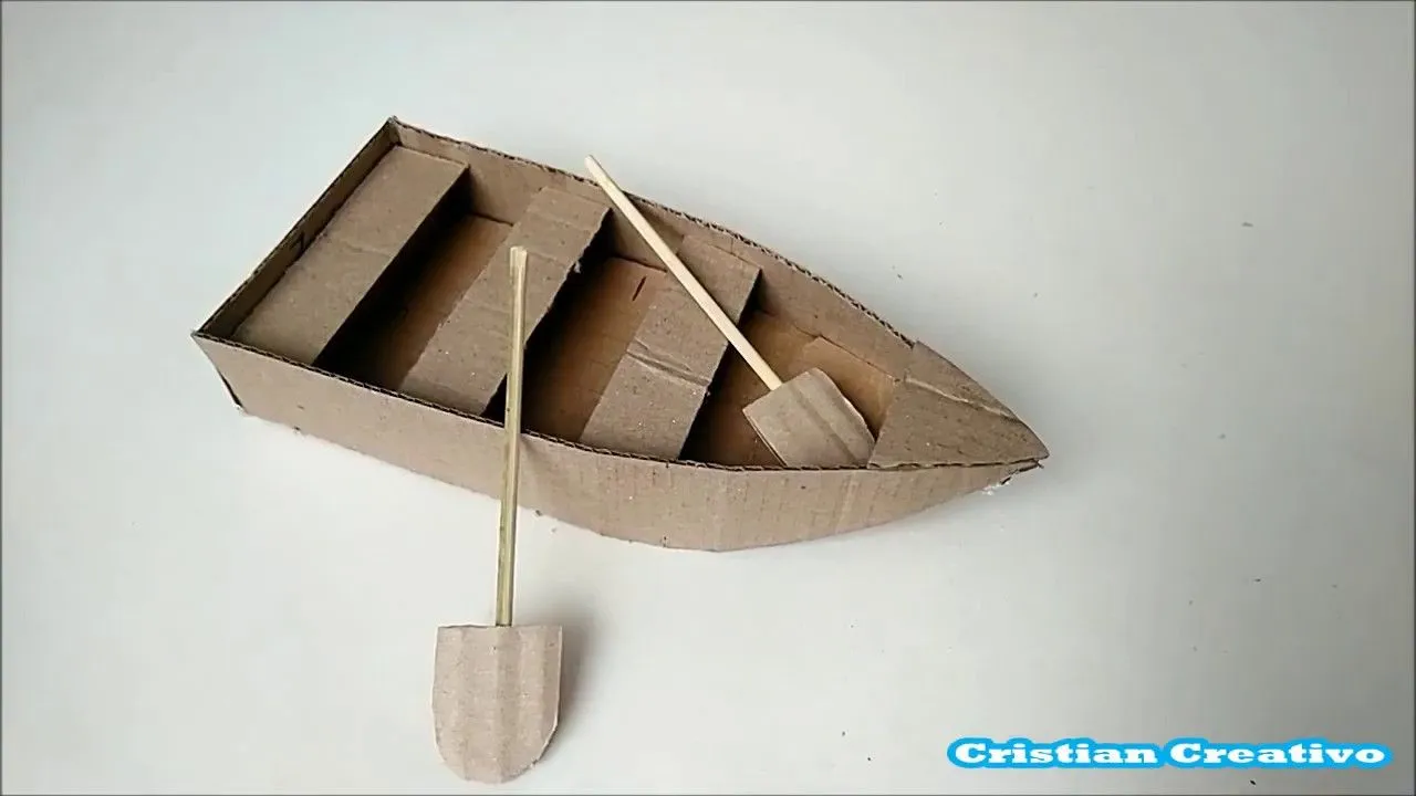 Como hacer una canoa de carton (bote de carton) - YouTube Como hacer una canoa de carton (bote de carton) - YouTube