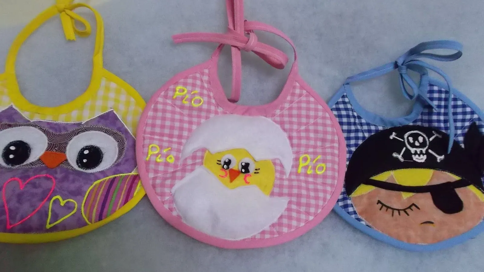 Caóticos del Patchwork: SIGUEN LOS BABEROS