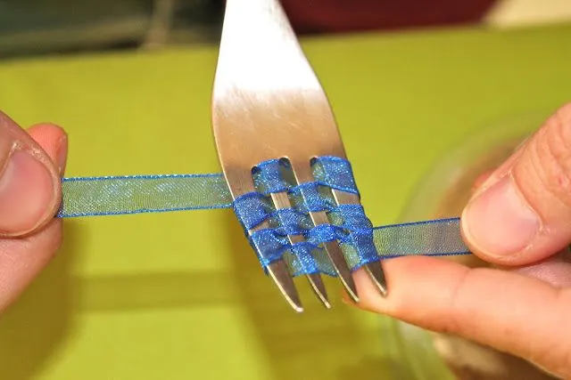 Capiclip Tienda Merceria on line: ¿Cómo hacer un lazo doble con un ...