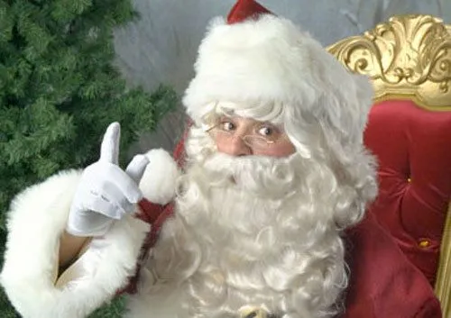 Capilla Dios te Ama: La Historia de Santa Claus. ¿Mito o Realidad?