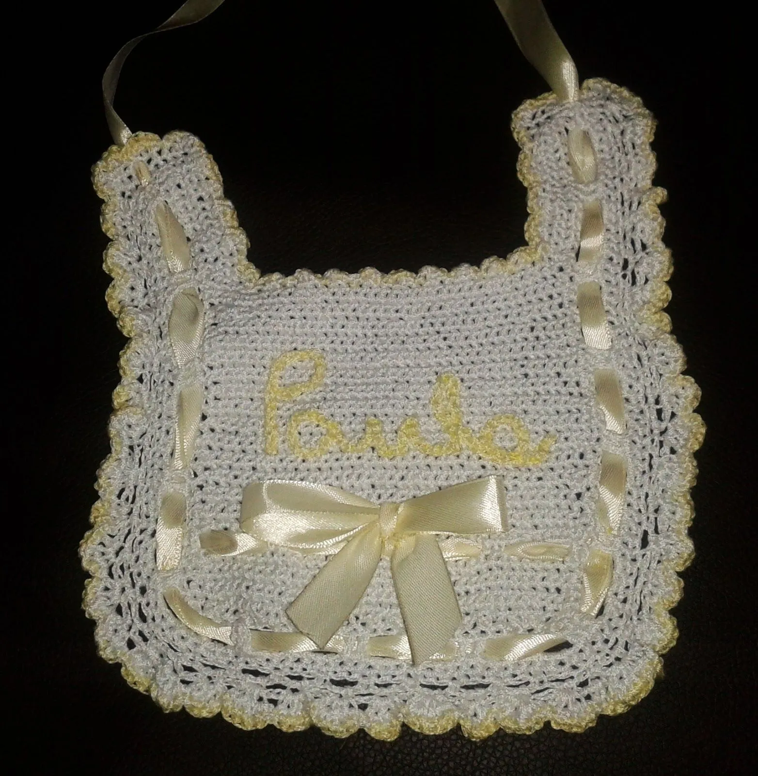 CAPRICHOS MARIOLA: BABEROS PARA BEBÉ A CROCHET
