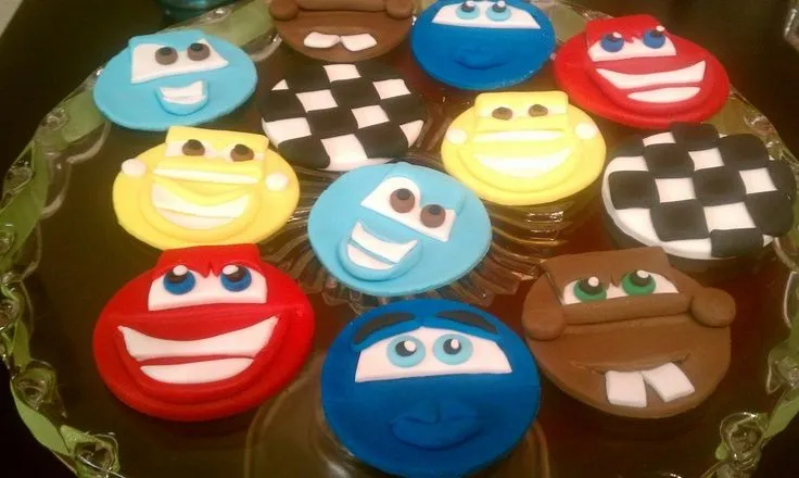 car cupcake toppers on Pinterest | Car Cupcakes, Disney Cars ...