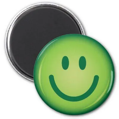 Cara sonriente sonriente verde feliz imán para frigorifico de Zazzle. Cara sonriente sonriente verde feliz imán para frigorifico de Zazzle.