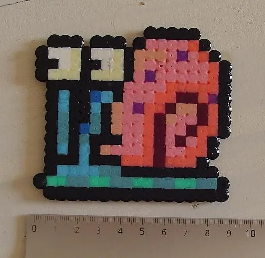 Caracol Bob Esponja | Hama Perler beads | Pinterest