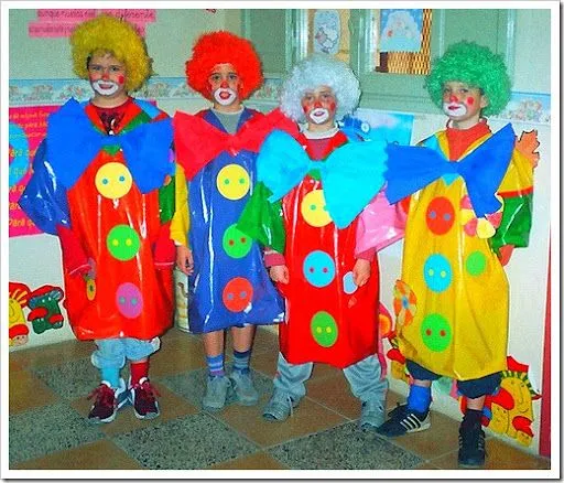 Ropa de payaso en foami - Imagui