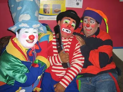 Caras de payasos felices - Imagui