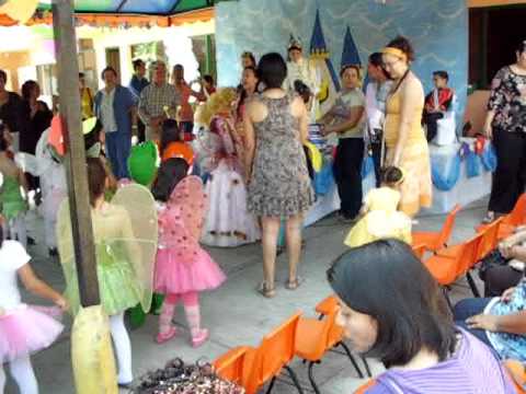 Carlos Obed gana 1er lugar con disfraz de pez - YouTube Carlos Obed gana 1er lugar con disfraz de pez - YouTube
