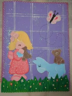 Carpeta Decorada, realizada también en foami .