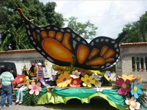 Carrozas para despedir un San Roque de gran peso infantil - WorldNews