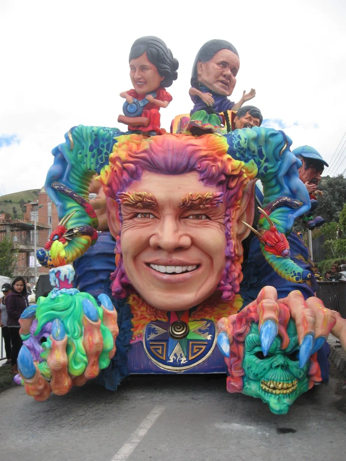 Carrozas Ganadoras Carnaval de Negros y Blancos 2012 - :::: La ...