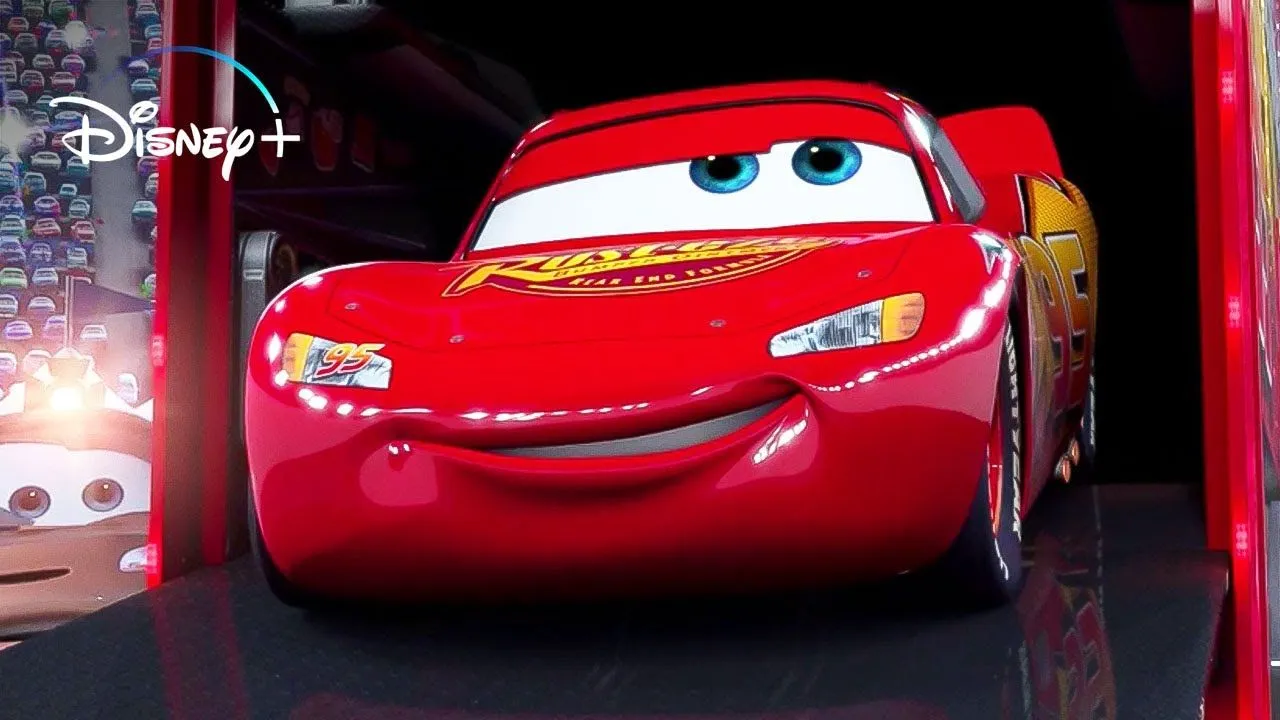 Cars - El Inicio de la Carrera por la Copa Pistón (HD) Español Latino - YouTube Cars - El Inicio de la Carrera por la Copa Pistón (HD) Español Latino - YouTube