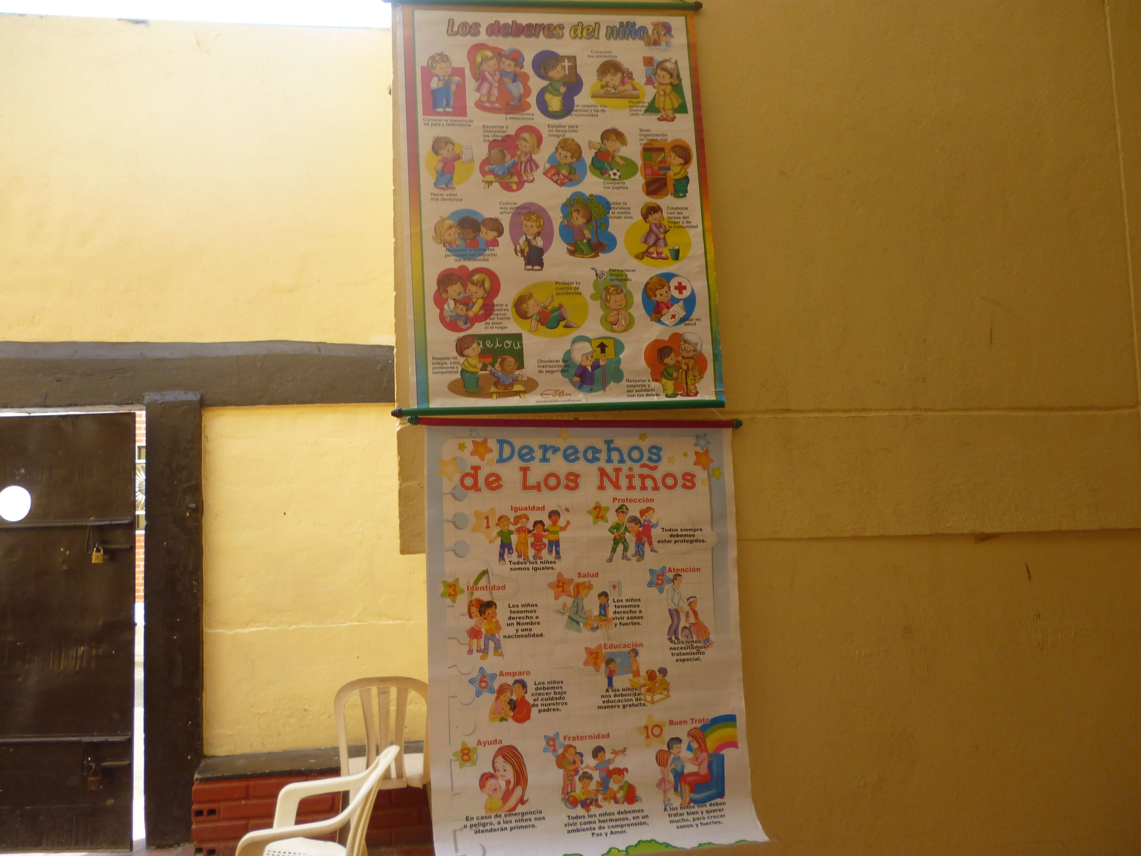 CARTELERA EN MURO-DERECHOS HUMANOS-MÁS CERCA-2 | LOS DERECHOS HUMANOS EN EL COLEGIO DISTRITAL EL CAÑAHUATE CARTELERA EN MURO-DERECHOS HUMANOS-MÁS CERCA-2 | LOS DERECHOS HUMANOS EN EL COLEGIO DISTRITAL EL CAÑAHUATE