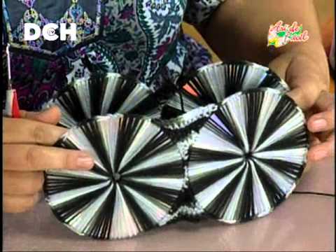 Cartera con CD - YouTube