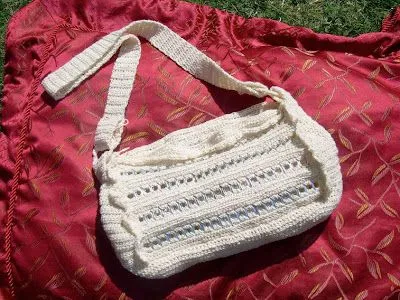 Cartera tejida con chapitas de latas de bebida | Tejedorita Cartera tejida con chapitas de latas de bebida | Tejedorita