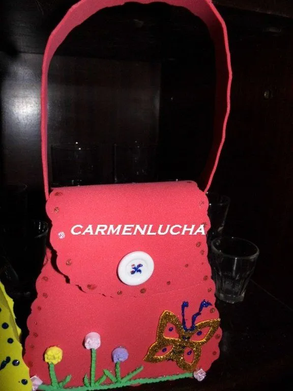 carteritas para nenas en goma eva | Aprender manualidades es ...