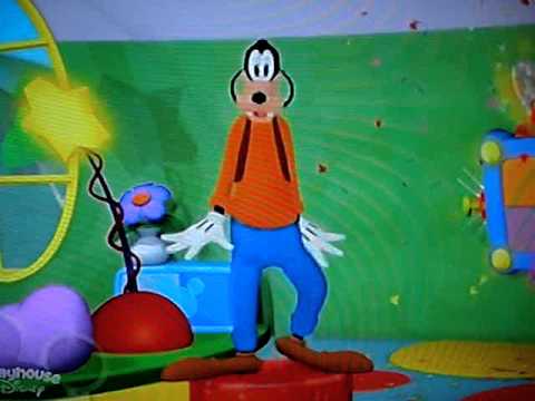 La casa de Mickey Mouse en Castellano - YouTube