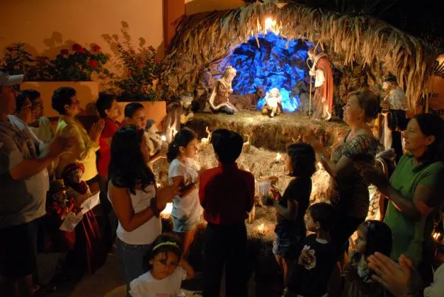 Casas iluminadas y pecebres en Portoviejo: Fotos/ Ulbio Peñarrieta ...