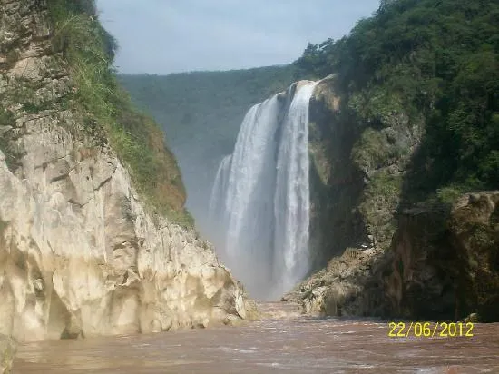 Cascada de Tamul - Picture of Huasteca Potosina, San Luis Potosi ...
