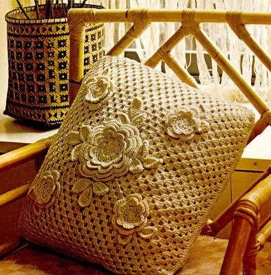 Casos y Cosas de Mi Casa": Cojines tejidos a ganchillo o crochet. Casos y Cosas de Mi Casa": Cojines tejidos a ganchillo o crochet.