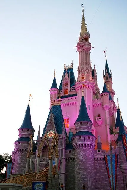 Castillo de la Cenicienta - Reino Mágico - Orlando, Florida ...