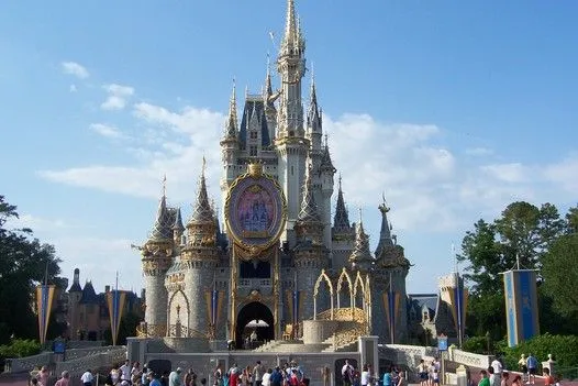 El Castillo de Cenicienta, símbolo Disney : Turismo en DisneyLand El Castillo de Cenicienta, símbolo Disney : Turismo en DisneyLand