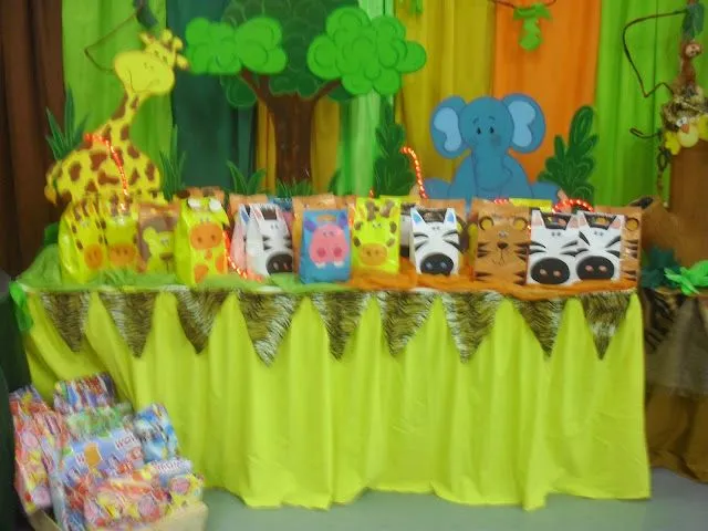 Decoración fiesta infantil de safari - Imagui
