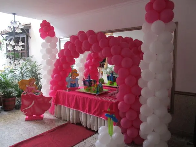 CASTILLOS DE GLOBOS|Recreacionistas Medellin |Fiestas infantiles