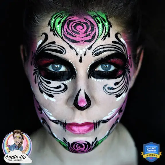 Catrina Impecable o Máscara del Día de Muertos: Paso a Paso - International  Face Painting School
