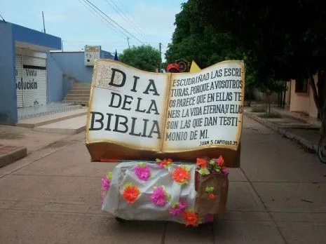 Cuando Se Celebra El Dia De La Biblia En Bolivia | Efemérides en ... Cuando Se Celebra El Dia De La Biblia En Bolivia | Efemérides en ...
