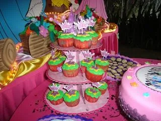Celebraciones Patty: Torta y mesa de dulces Princesas Disney Celebraciones Patty: Torta y mesa de dulces Princesas Disney
