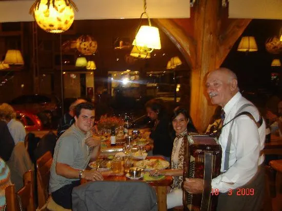 CENANDO: fotografía de Familia Weiss Restaurant, San Carlos de ... CENANDO: fotografía de Familia Weiss Restaurant, San Carlos de ...
