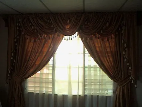Cortinas y cenefas entrelazadas - Imagui