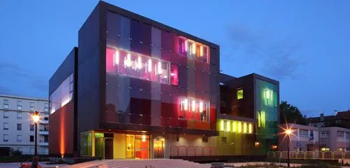 Centro deportivo para niños en París