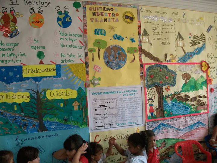 CENTRO EDUCATIVO HERNANDO URREA ACOSTA: noviembre 2010 CENTRO EDUCATIVO HERNANDO URREA ACOSTA: noviembre 2010