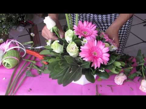 como hacer un centro de mesa para baby shower - YouTube