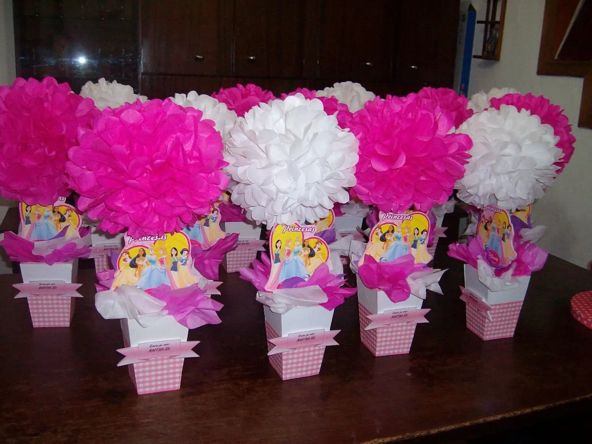 Centro de mesa para cumpleaños infantiles de princesas - Imagui Centro de mesa para cumpleaños infantiles de princesas - Imagui