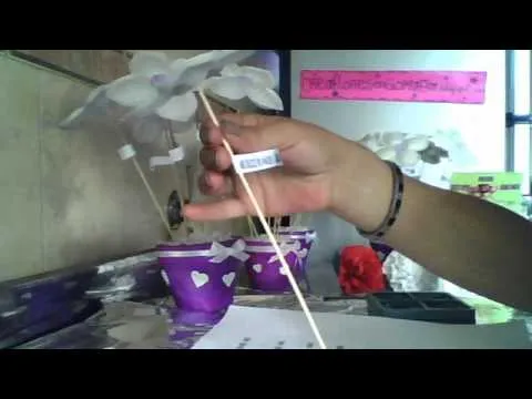 centro de mesa con flores de goma eva - YouTube centro de mesa con flores de goma eva - YouTube