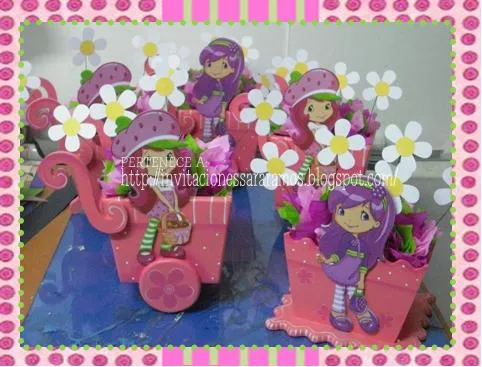 Cotillones de Frutillita en goma eva - Imagui