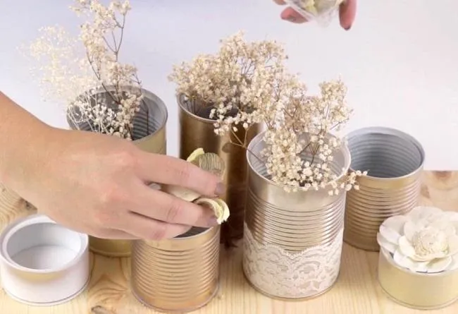 centro de mesa con latas de conserva | facilisimo.com centro de mesa con latas de conserva | facilisimo.com