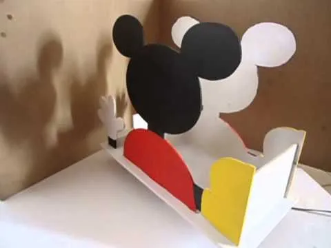 Centro de mesa mikey mouse en madera mdf - YouTube