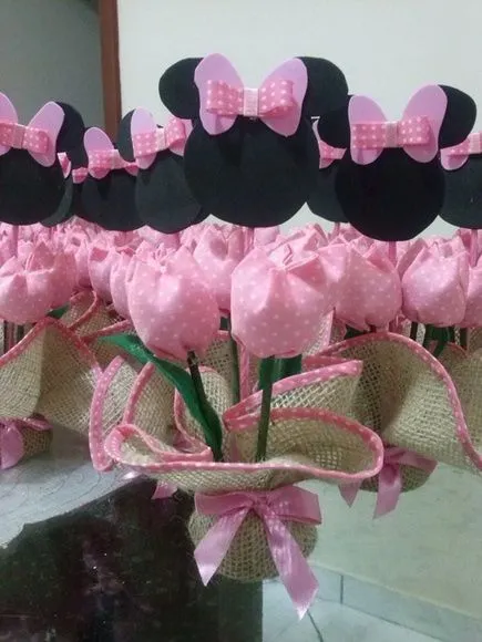 Centro de Mesa Minnie Rosa | Mesas, Party Ideas and Ems Centro de Mesa Minnie Rosa | Mesas, Party Ideas and Ems
