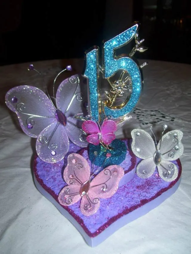 Centros de mesa para 15 años: una decoración preciosa