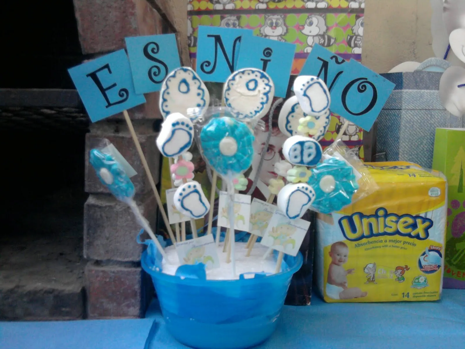 Centro de mesas baby shower niño - Imagui