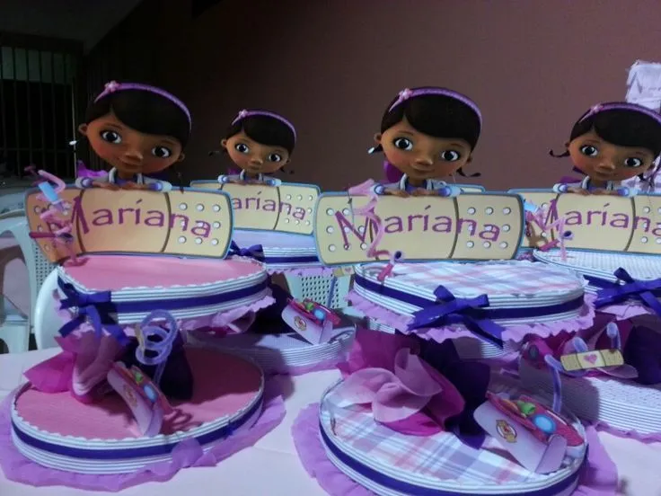 Centros de mesa | Fiesta Doctora Juguetes | Pinterest | Mesas Centros de mesa | Fiesta Doctora Juguetes | Pinterest | Mesas