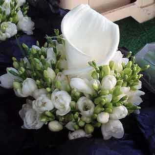 Centros de mesa florales para primera comunión - Imagui Centros de mesa florales para primera comunión - Imagui