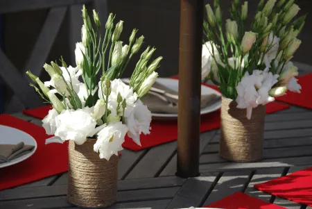 Centros de mesa con latas - LaCelebracion.com